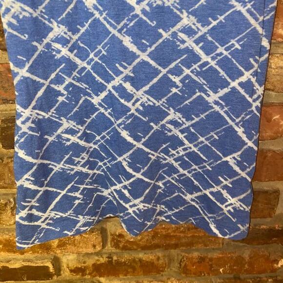 City Stars Blue Graphic Racerback Tank Top Medium - Picture 4 of 8